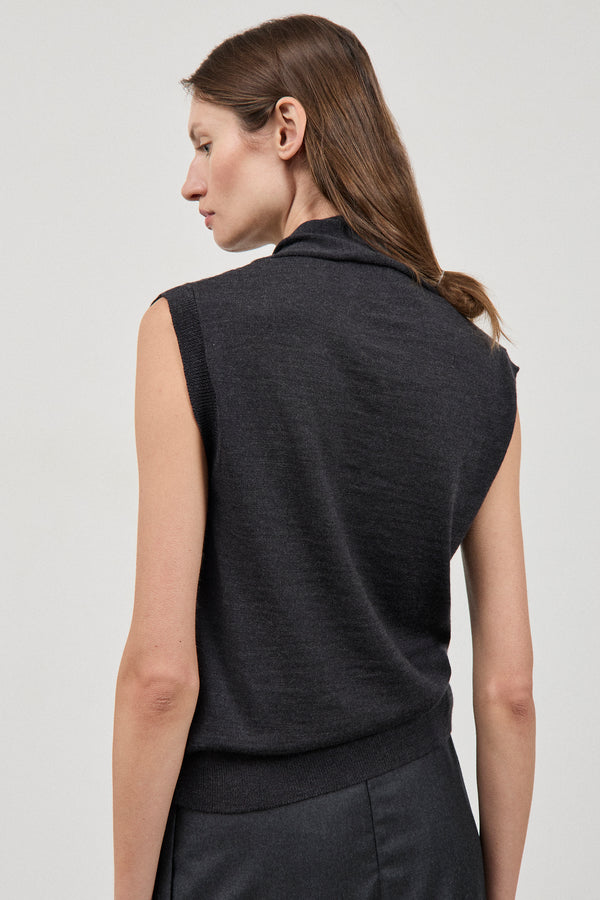 Kerala Vest in Wool